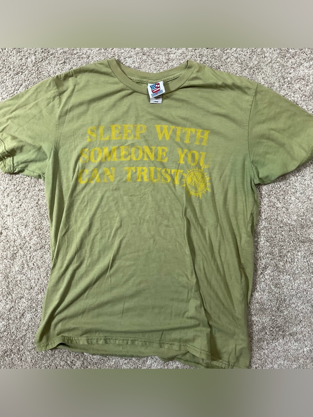 Junk Food Clothing Olive Short-Sleeve Graphic Tee SLEEP WITH SOMEONE YOU TRUST